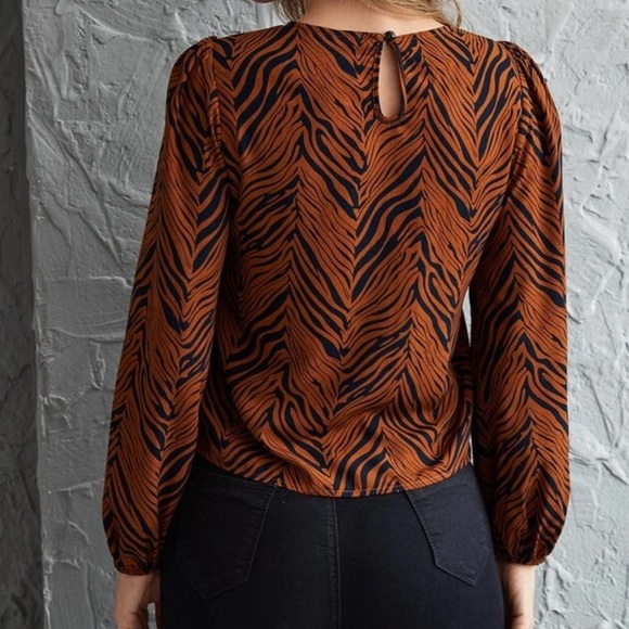 Allover print long sleeve Blouse - Picture 5 of 5